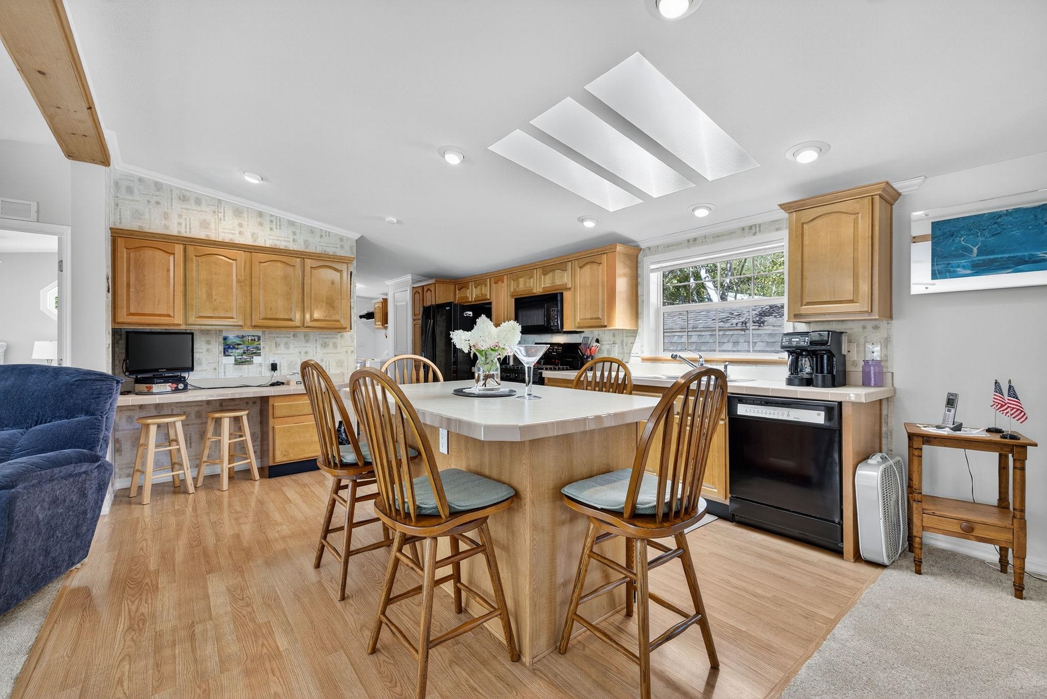 55 Osprey Road Alton, NH 03809 - Photo 10 of 41