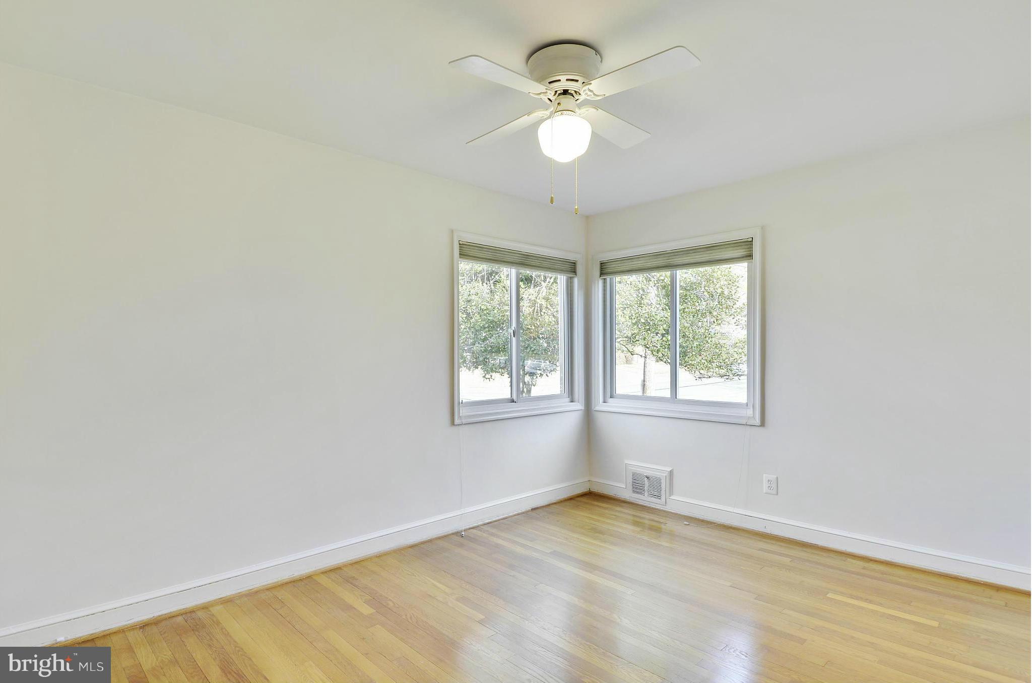 4720 Edgefield Road Bethesda, MD 20814 - Photo 14 of 26 Bedroom #2