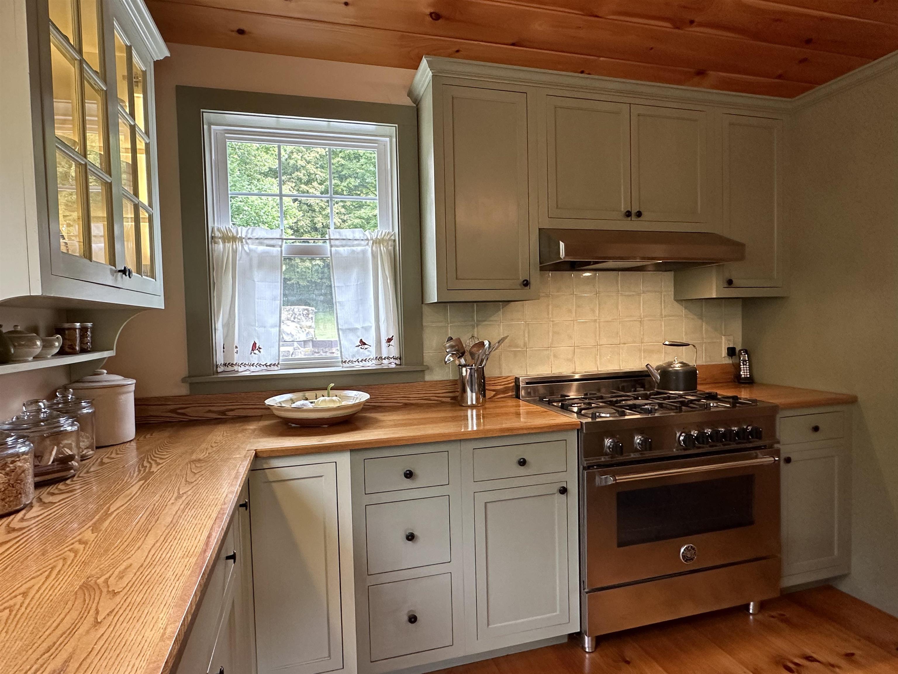 1665 Frazier Hill Road Benson, VT 05743 - Photo 13 of 60 Gallery Image 13
