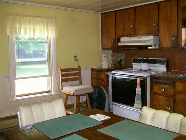 5876 Meldrum Road Casco, MI 48064 - Photo 16 of 21 31060725-15.JPG