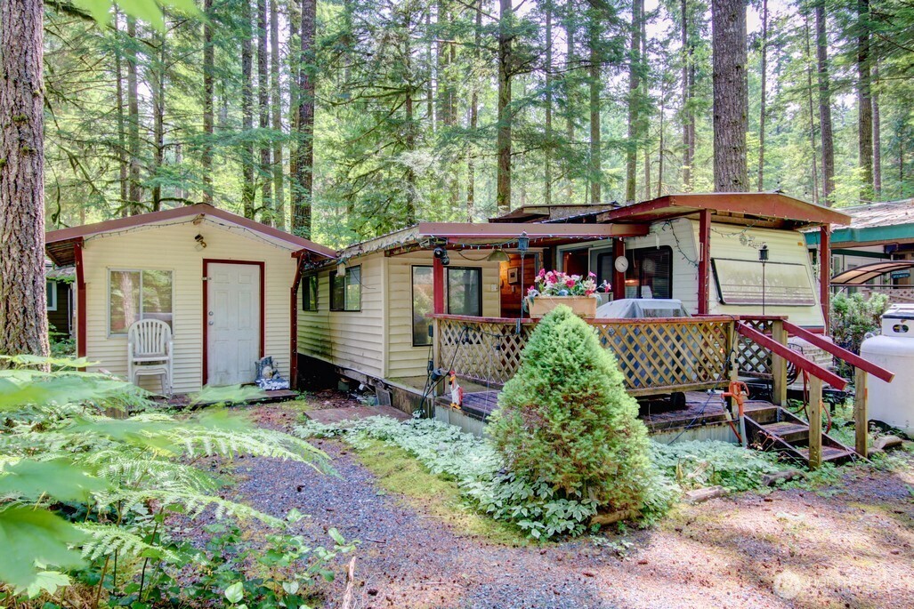 149-1 Goldrush Road Deming, WA 98244 - Photo 16 of 30 Gallery Image 16