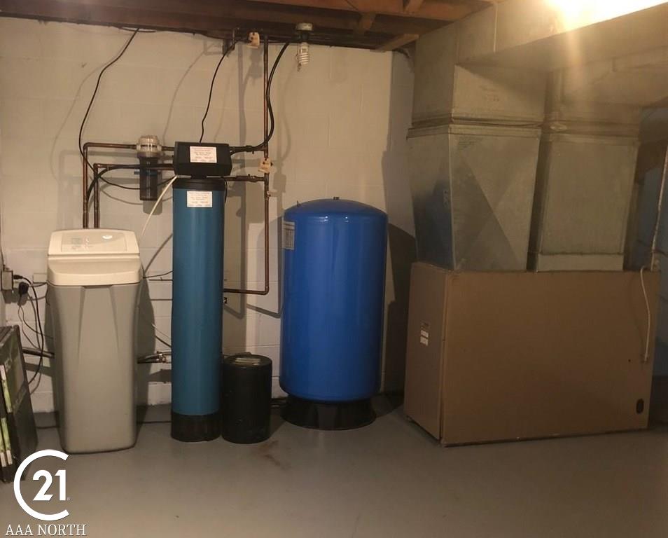 335 East Wise Road Commerce Township, MI 48382 - Photo 39 of 40 Softener Owned