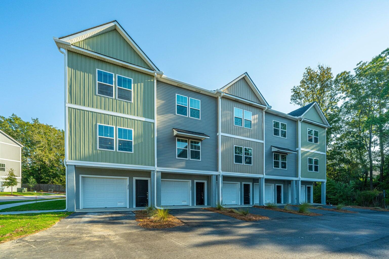 403 Gravy Train Street Charleston, SC 29414 - Photo 10 of 37 Bermuda Pointe Towns