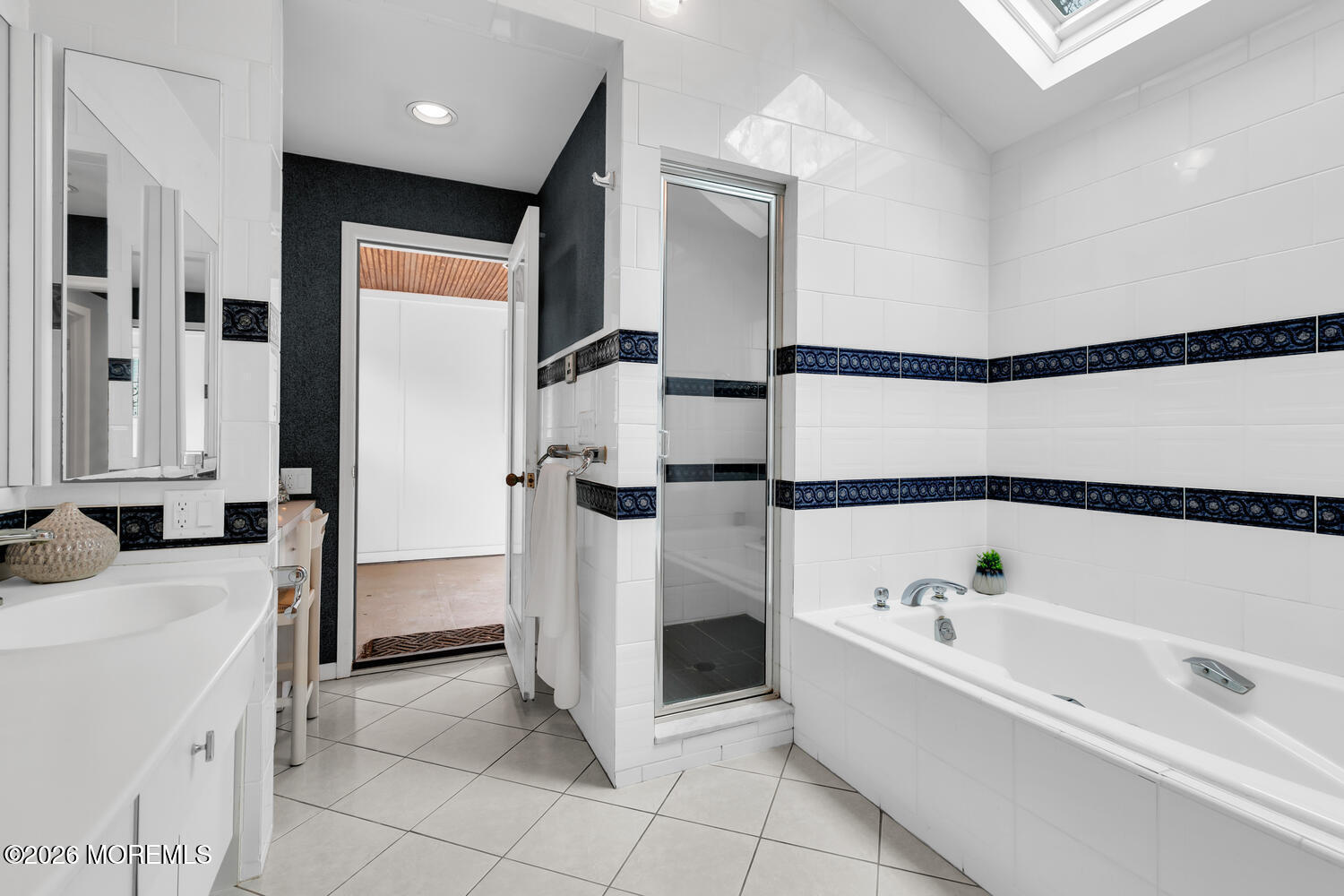 44 Tall Tree Road Middletown, NJ 07748 - Photo 30 of 62 44 Tall Tree Rd Middletown-large-037-023