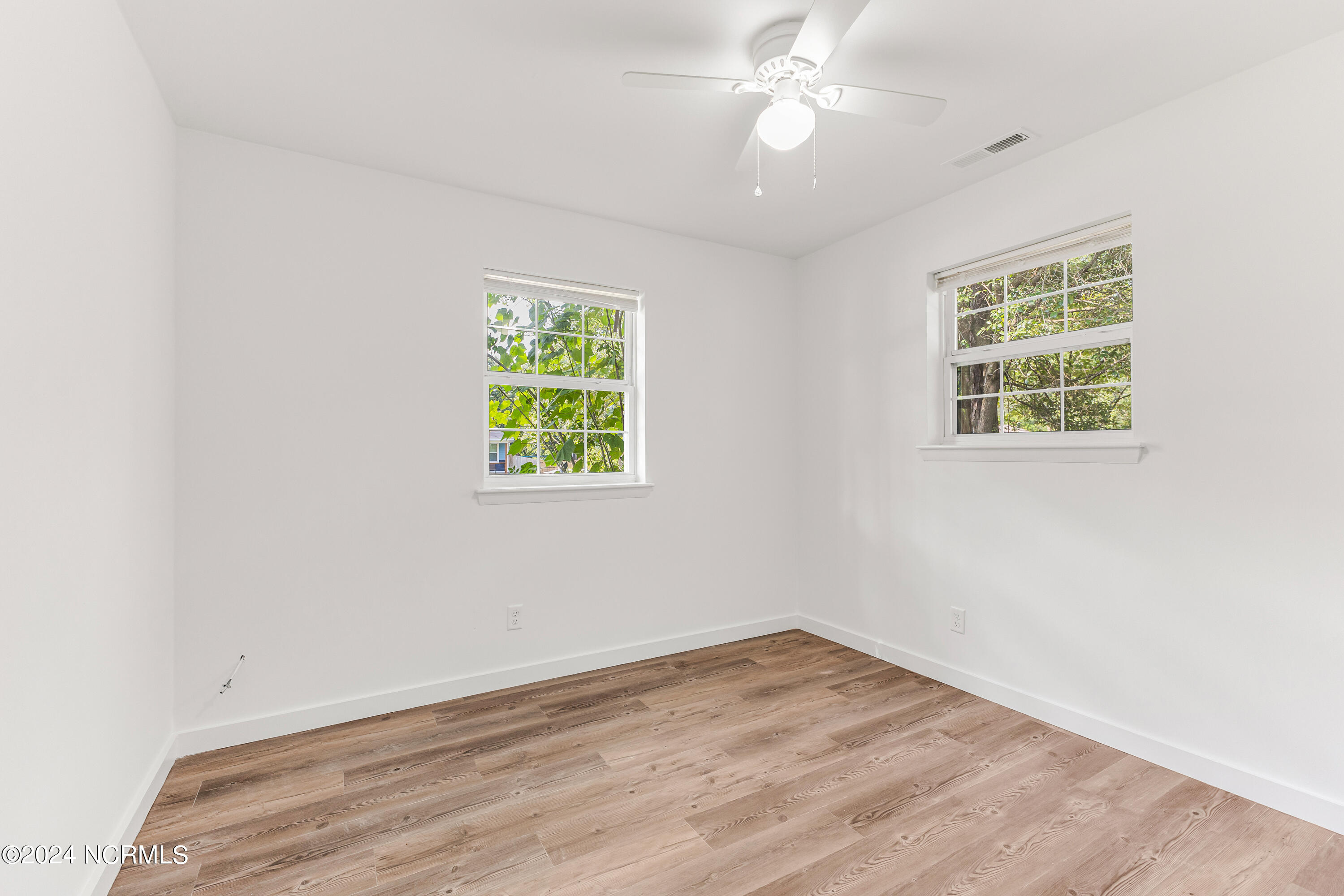 317 Richelieu Road Wilmington, NC 28412 - Photo 18 of 39 317 Richelieu-25