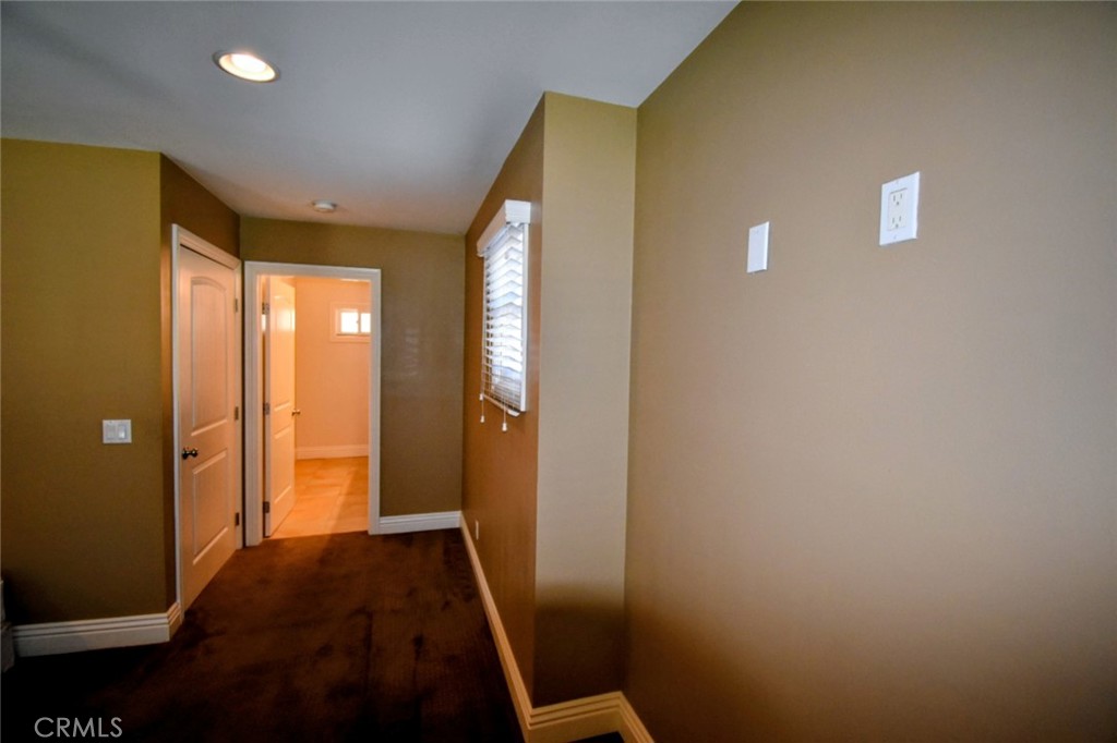 622 South Parton Street Santa Ana, CA 92701 - Photo 14 of 34