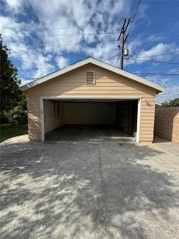 $950,000 | 622 South Parton Street, Santa Ana, CA 92701