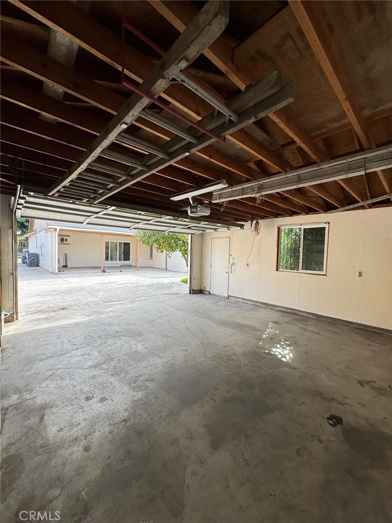 622 South Parton Street Santa Ana, CA 92701 - Photo 22 of 34