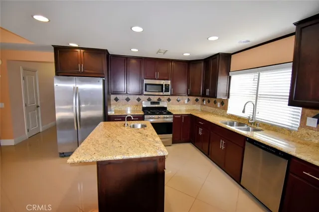 $950,000 | 622 South Parton Street, Santa Ana, CA 92701