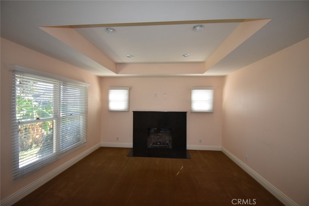 622 South Parton Street Santa Ana, CA 92701 - Photo 9 of 34