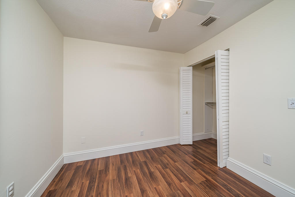 21413 Fairfield Lane Boca Raton, FL 33431 - Photo 11 of 24 guest bedroom