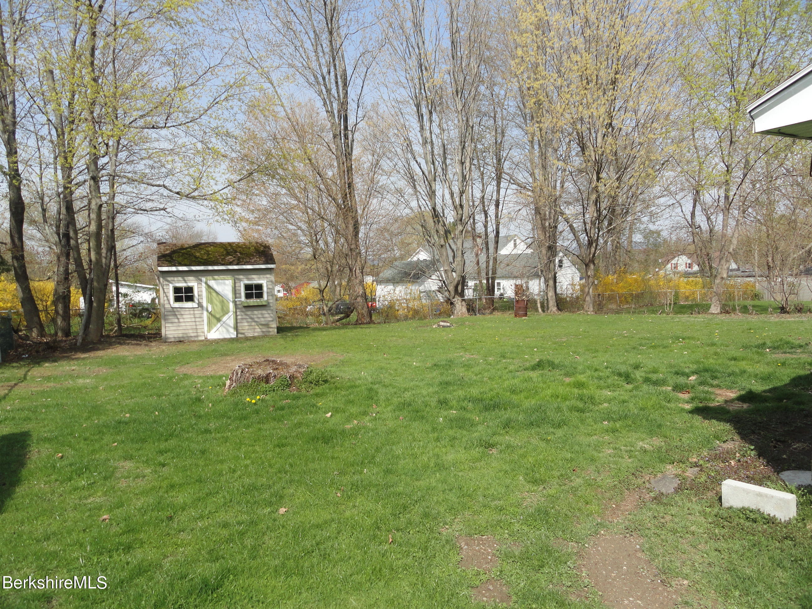 31 Edgemere Road Dalton, MA 01226 - Photo 5 of 10 Back Yard