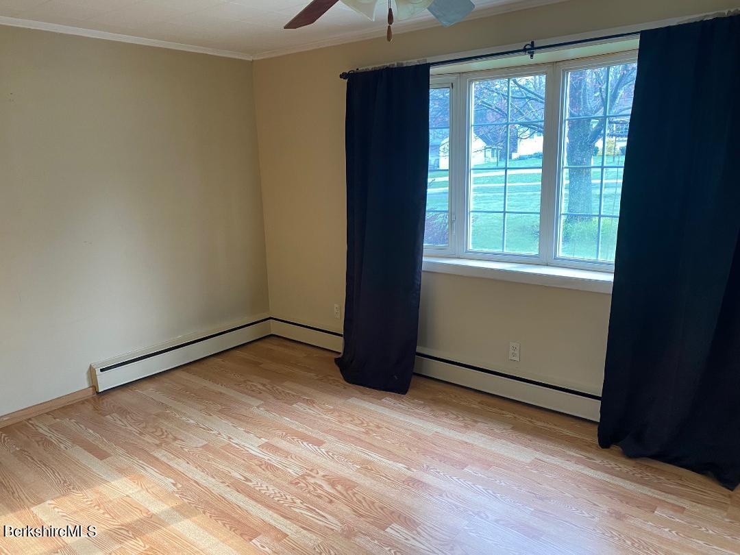 31 Edgemere Road Dalton, MA 01226 - Photo 7 of 10 Living Room