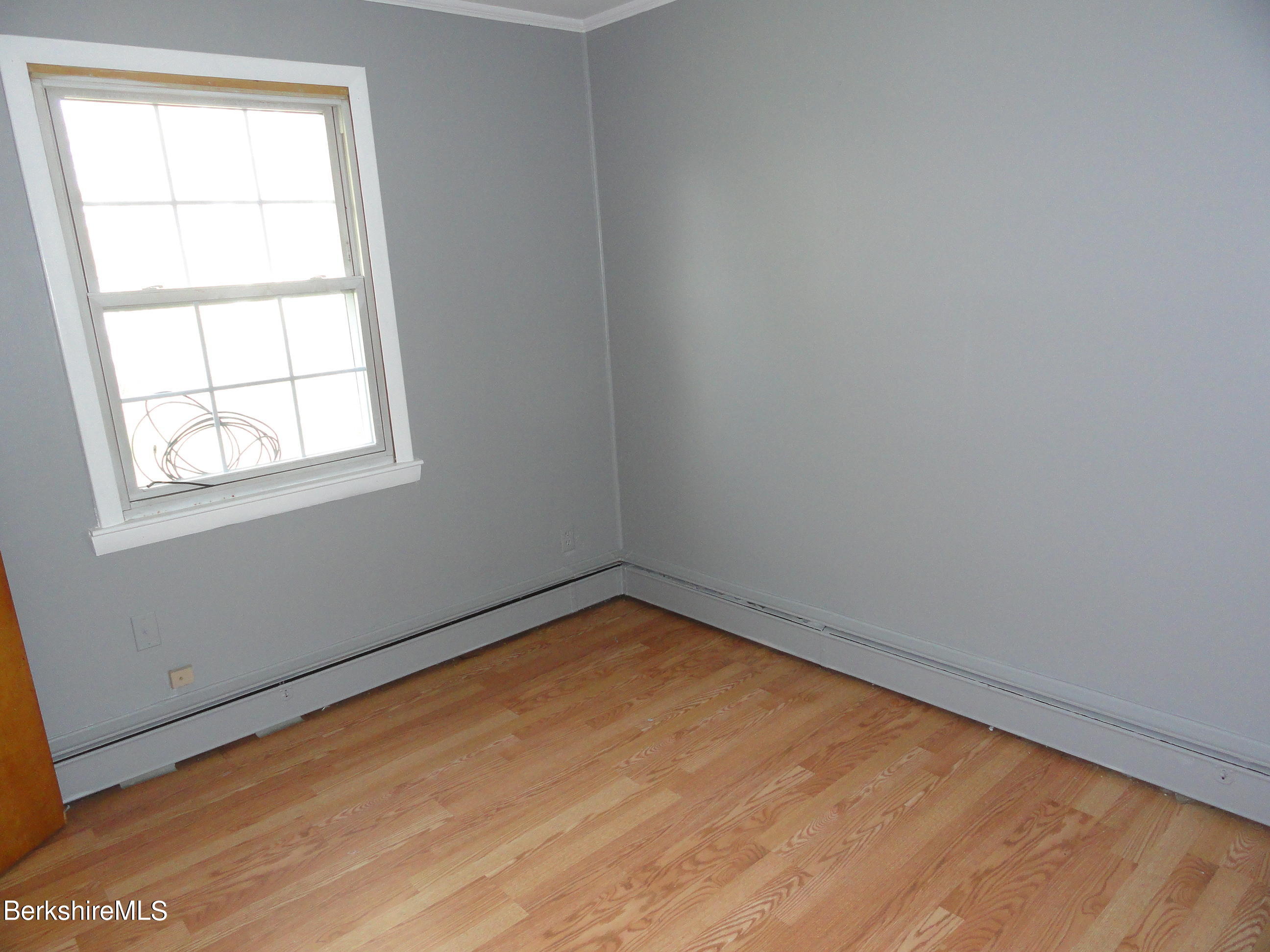 31 Edgemere Road Dalton, MA 01226 - Photo 9 of 10 Bed
