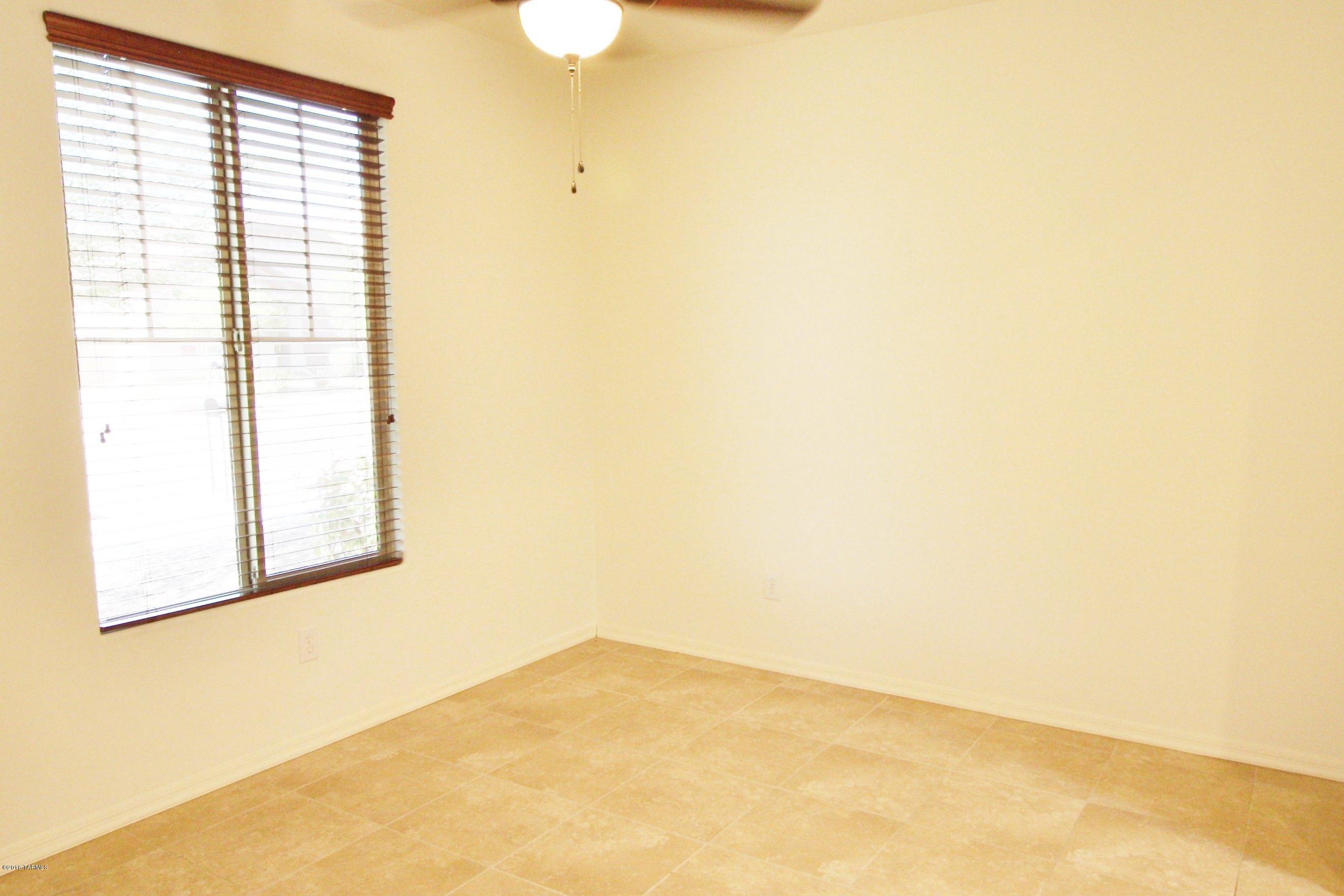 258 East Sycamore View Road Vail, AZ 85641 - Photo 12 of 31 Gallery Image 12