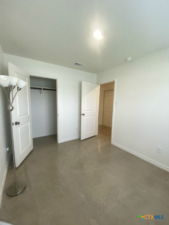 1214 Lehmann Drive, Unit A Copperas Cove, TX 76522 - Photo 21 of 24 an empty room with a bathroom and a sink