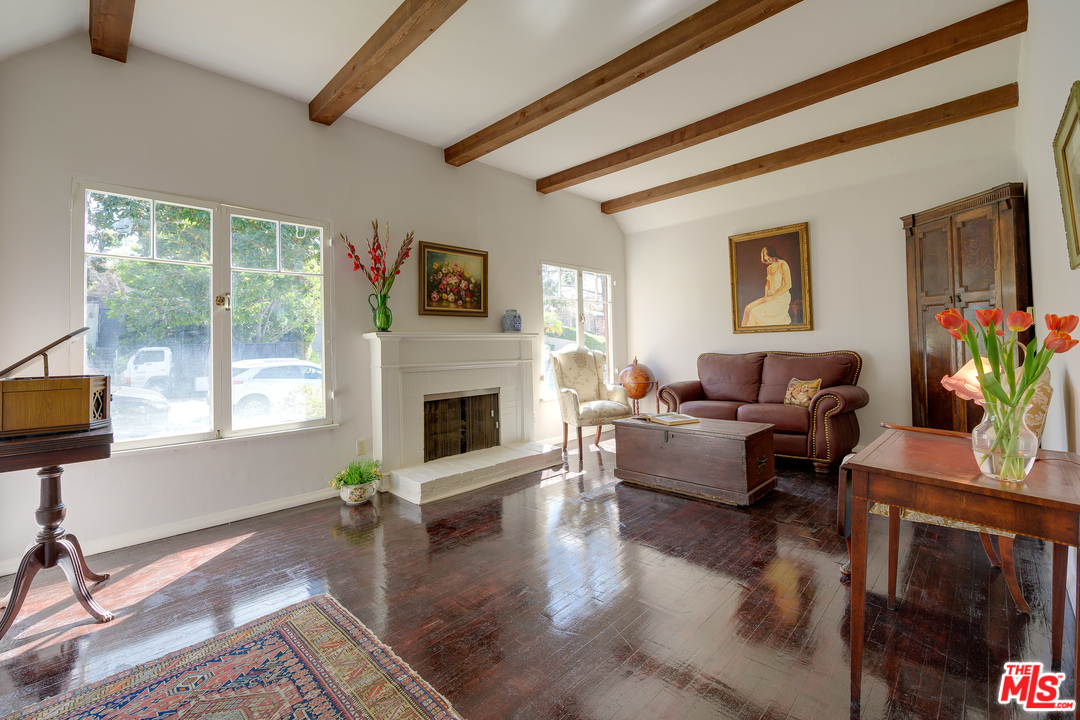 Gallery Image 5
