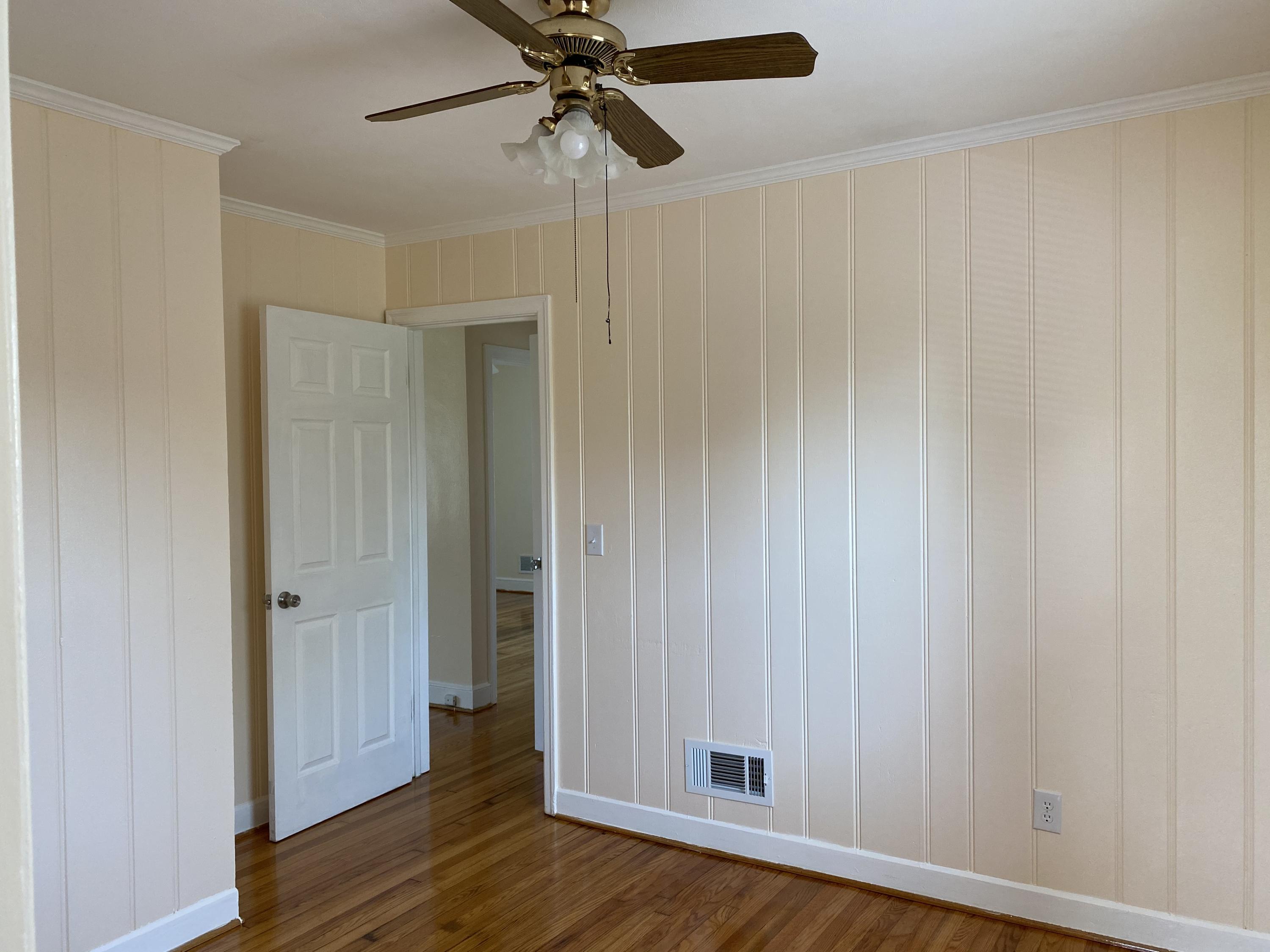 3731 Cove Road Roanoke, VA 24017 - Photo 19 of 25 wooden floor in an empty room