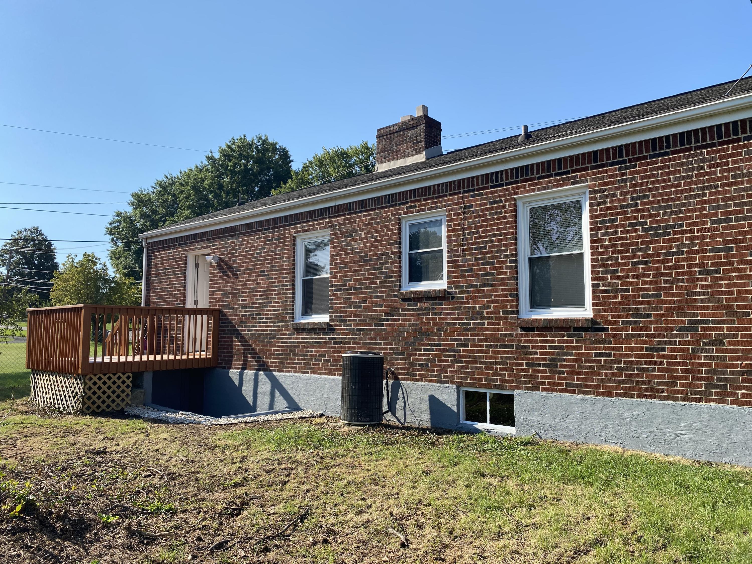 3731 Cove Road Roanoke, VA 24017 - Photo 24 of 25 a view of a house with a patio