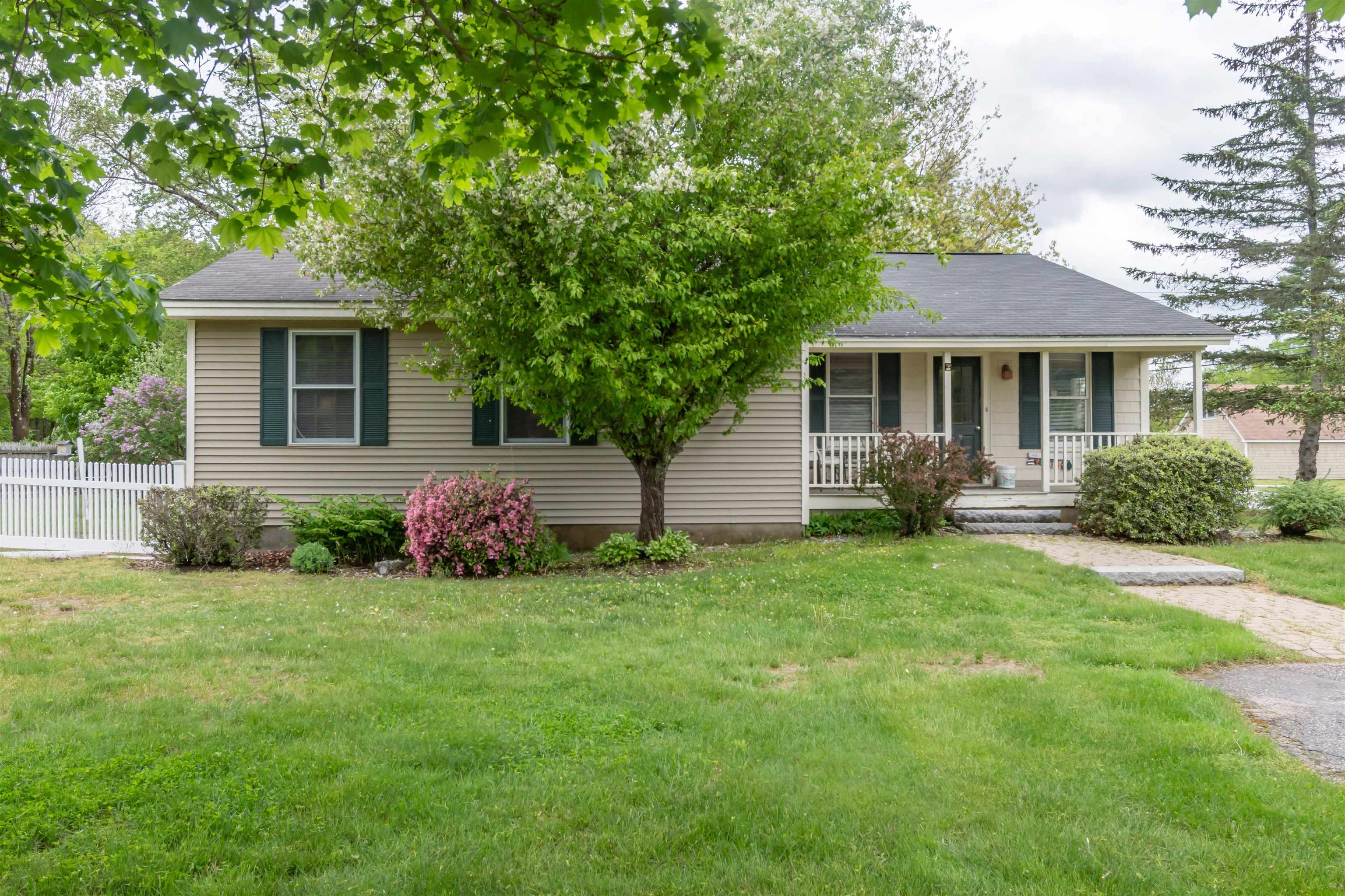 151 New Boston Road Goffstown, NH 03045 - Photo 1 of 23 Gallery Image 1