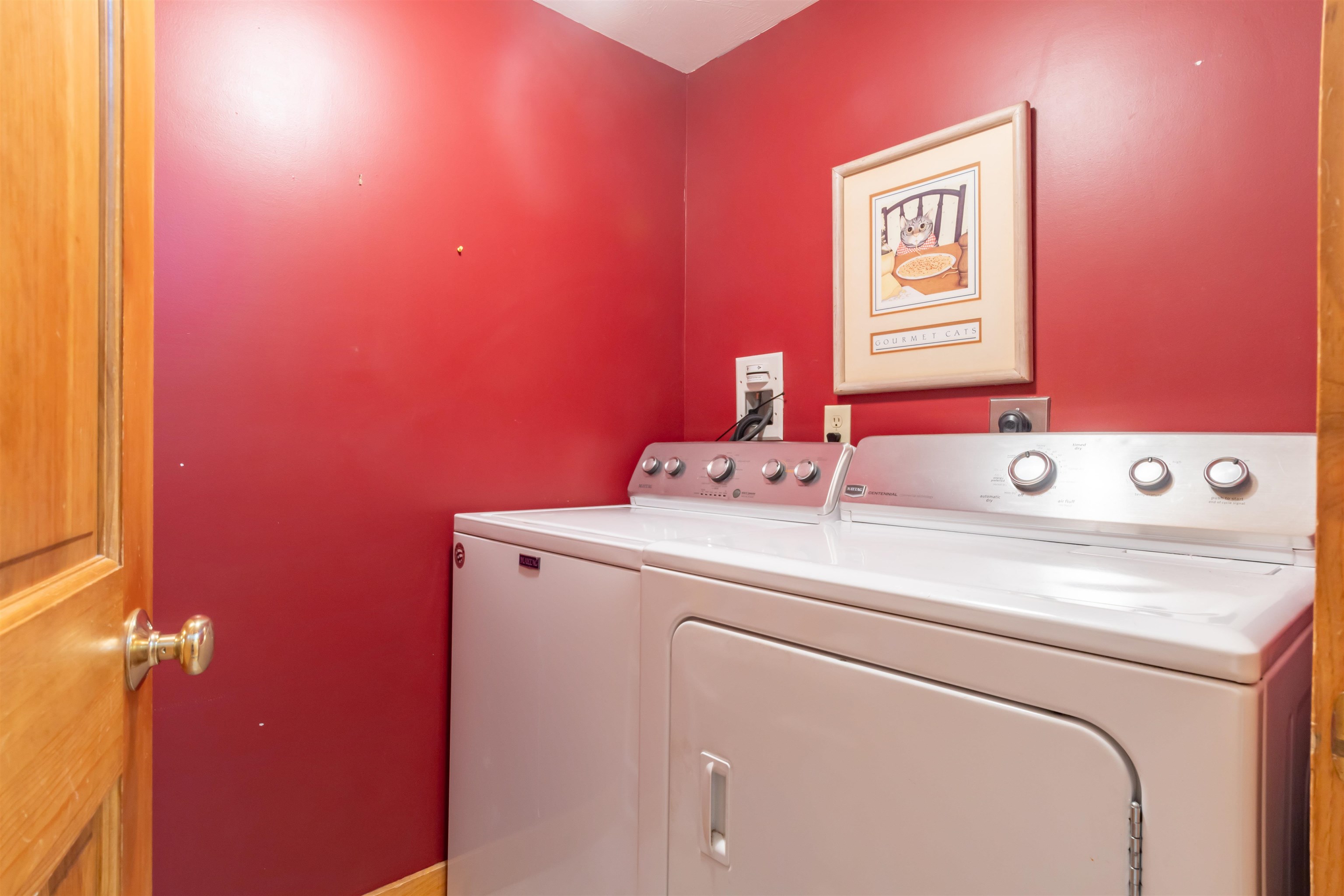 151 New Boston Road Goffstown, NH 03045 - Photo 16 of 23 Gallery Image 16
