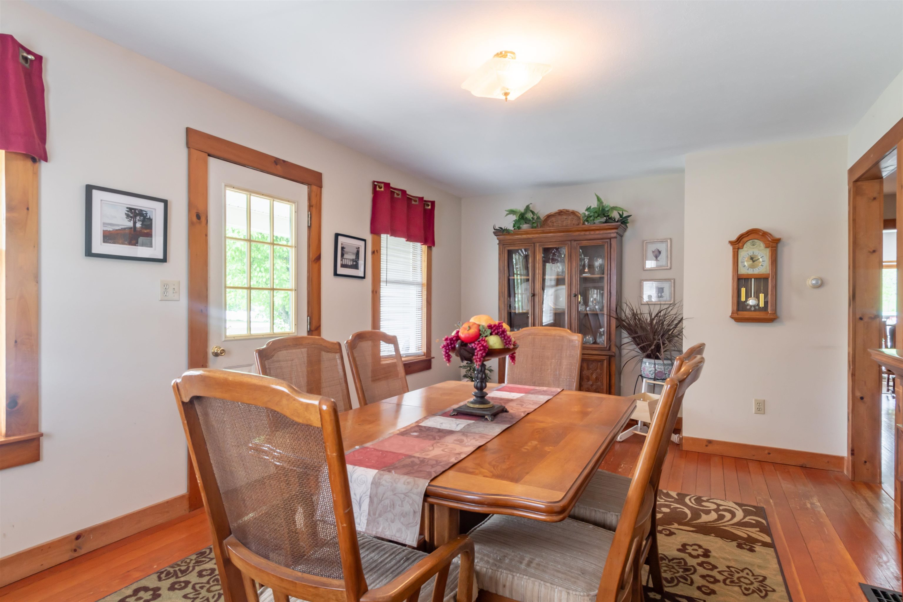 151 New Boston Road Goffstown, NH 03045 - Photo 4 of 23 Gallery Image 4