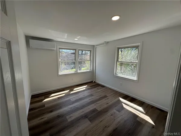 $2,650 | 68 Massachusetts Avenue, Congers, NY 10920