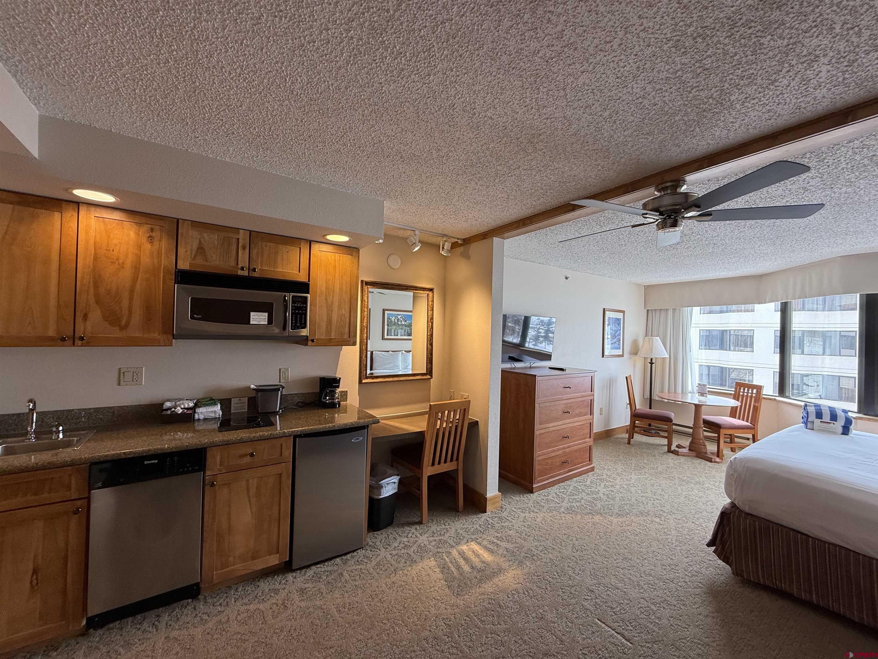 6 Emmons Road, Unit 422 Crested Butte, CO 81225 - Photo 14 of 33