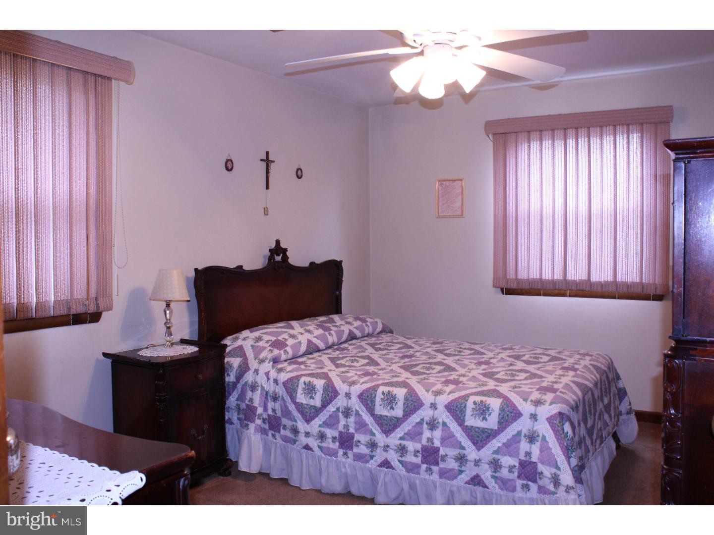 445 Rittenhouse Circle Havertown, PA 19083 - Photo 11 of 20