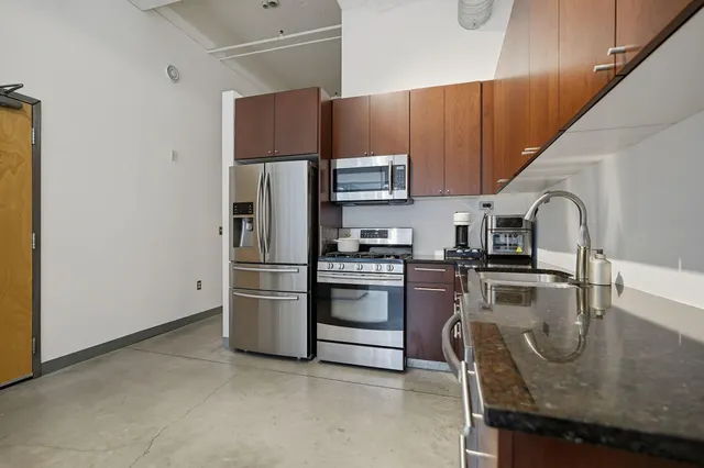 $1,995 | 700 North Washington Avenue, Unit 319, Minneapolis, MN 55401