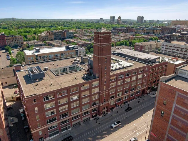 $1,995 | 700 North Washington Avenue, Unit 319, Minneapolis, MN 55401