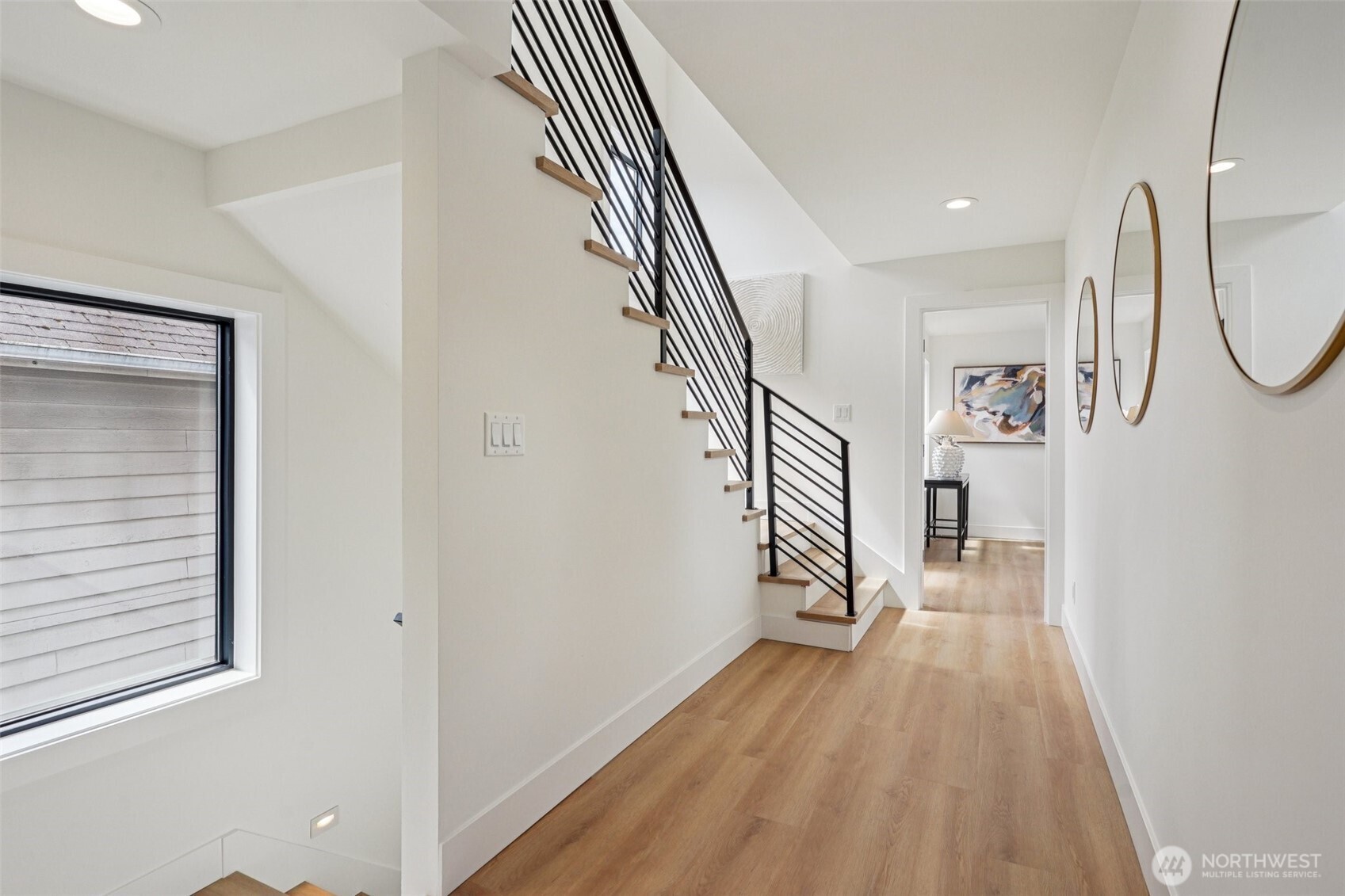 3714 Bagley Avenue North Seattle, WA 98103 - Photo 18 of 40