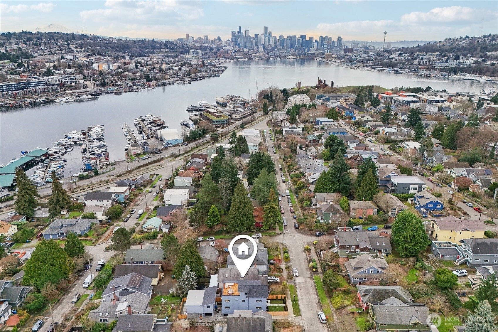3714 Bagley Avenue North Seattle, WA 98103 - Photo 2 of 40