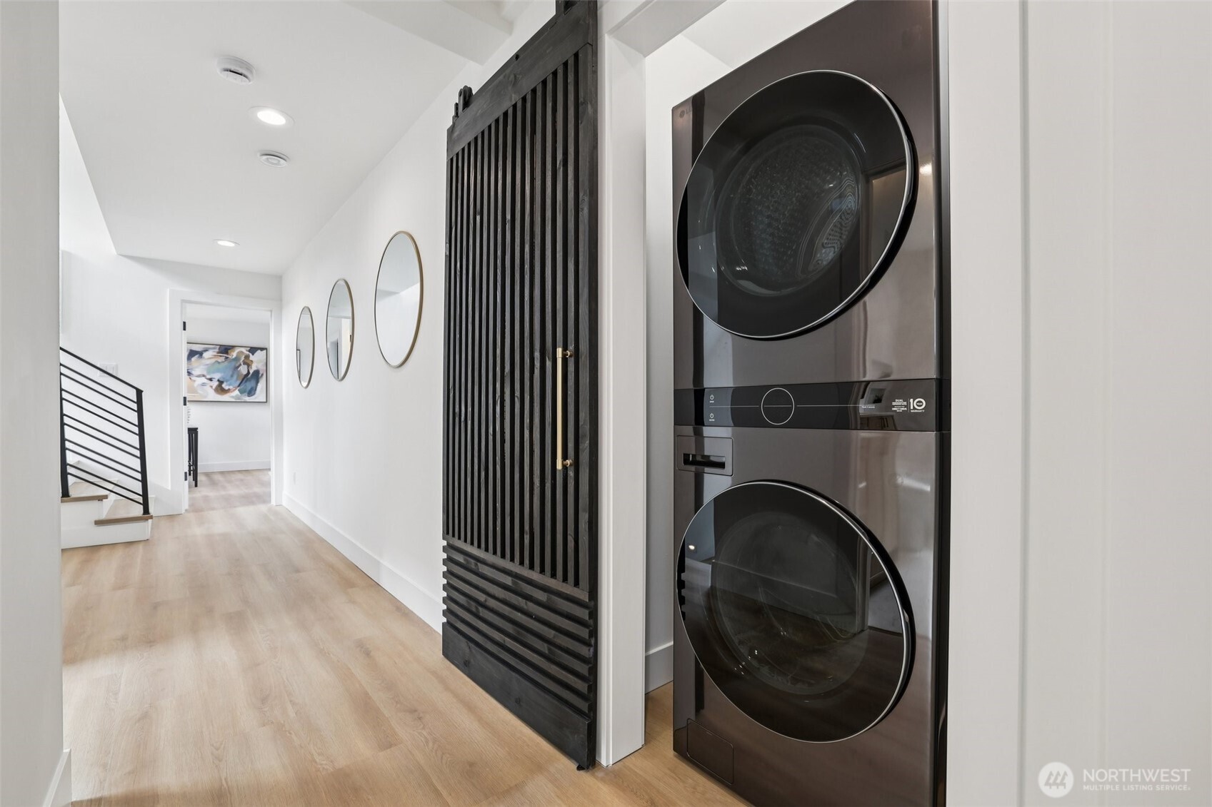 3714 Bagley Avenue North Seattle, WA 98103 - Photo 25 of 40