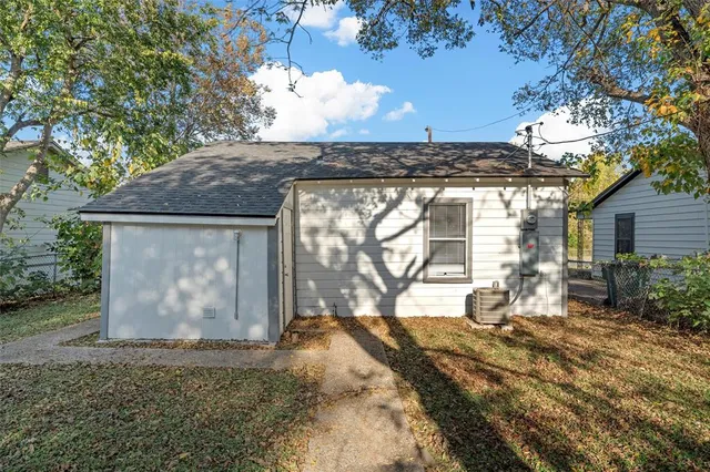 a view of a house with a outdoor space