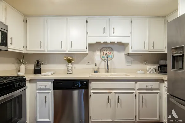 $208,950 | 4950 134th Court, Unit 508, Crestwood, IL 60418