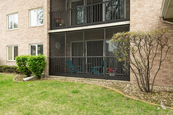 $208,950 | 4950 134th Court, Unit 508, Crestwood, IL 60418