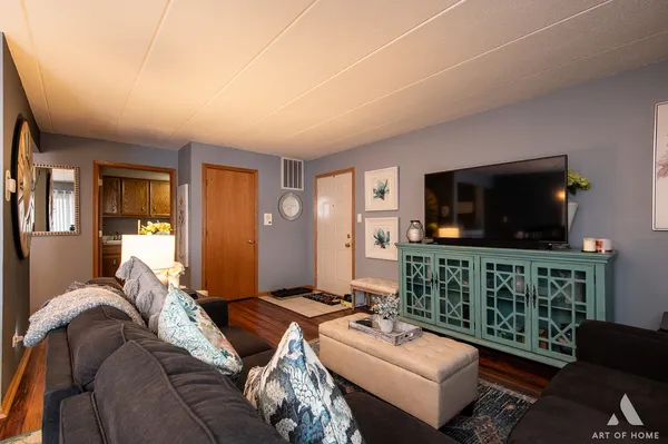 $208,950 | 4950 134th Court, Unit 508, Crestwood, IL 60418