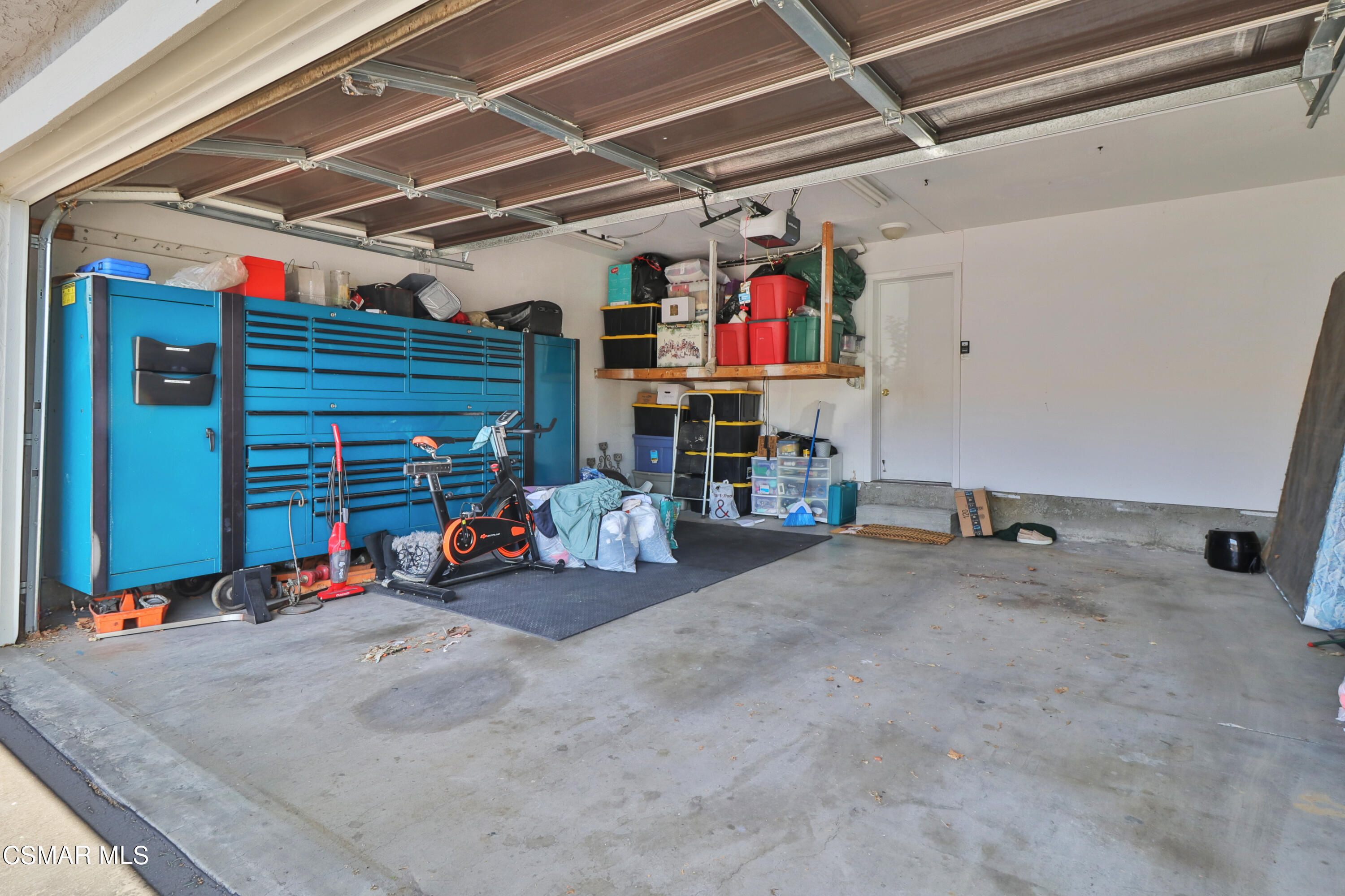 2346 Royal Avenue, Unit 9 Simi Valley, CA 93065 - Photo 31 of 31 a view of garage