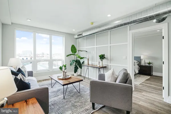 $1,695 | 526 Brown Street, Unit 207, Philadelphia, PA 19123