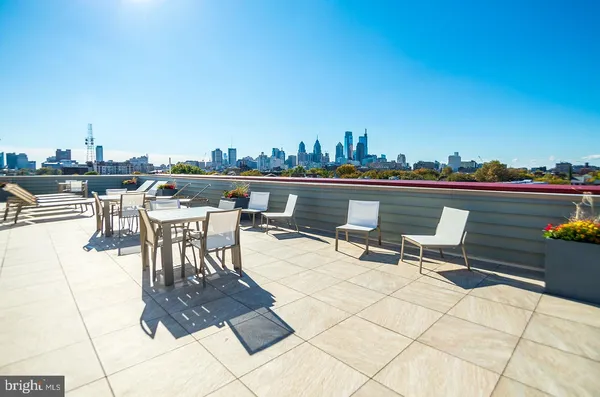 $1,695 | 526 Brown Street, Unit 207, Philadelphia, PA 19123