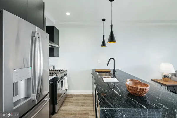 $1,695 | 526 Brown Street, Unit 207, Philadelphia, PA 19123
