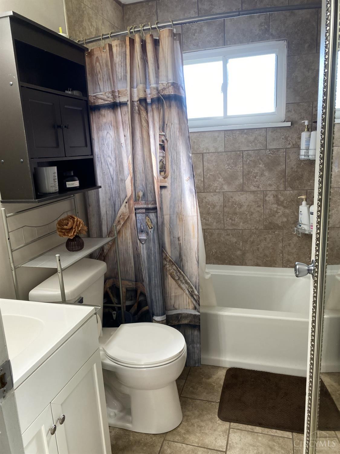 5182 Augspurger Road Hamilton, OH 45011 - Photo 20 of 27 Gallery Image 20