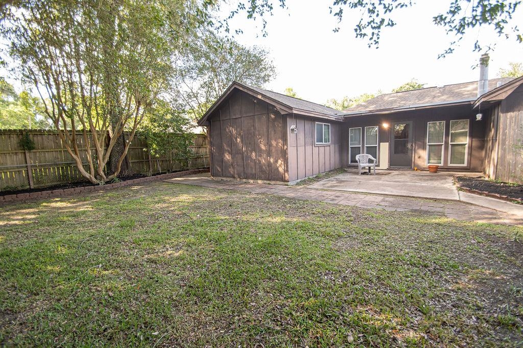 6235 Navajo Trail Beaumont, TX 77708 - Photo 26 of 32