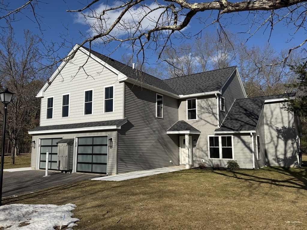 15 Barracks Road, Unit 15 Hudson, MA 01749 - Photo 16 of 20