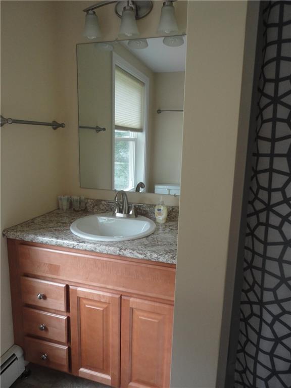 128 Pine Point Road Oxford, ME 04270 - Photo 25 of 35 Second floor full bath