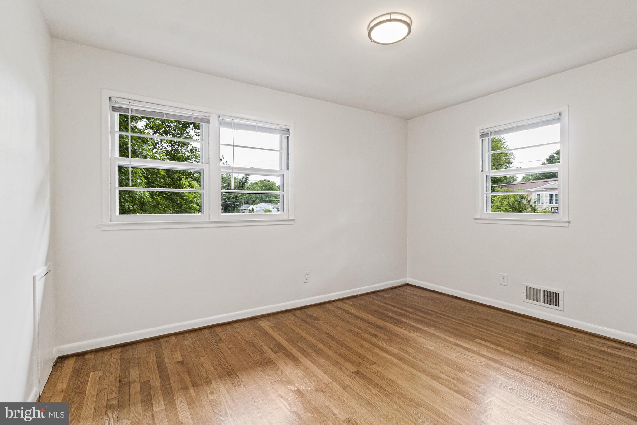 7119 Sea Cliff Road McLean, VA 22101 - Photo 18 of 43 Bedroom 2