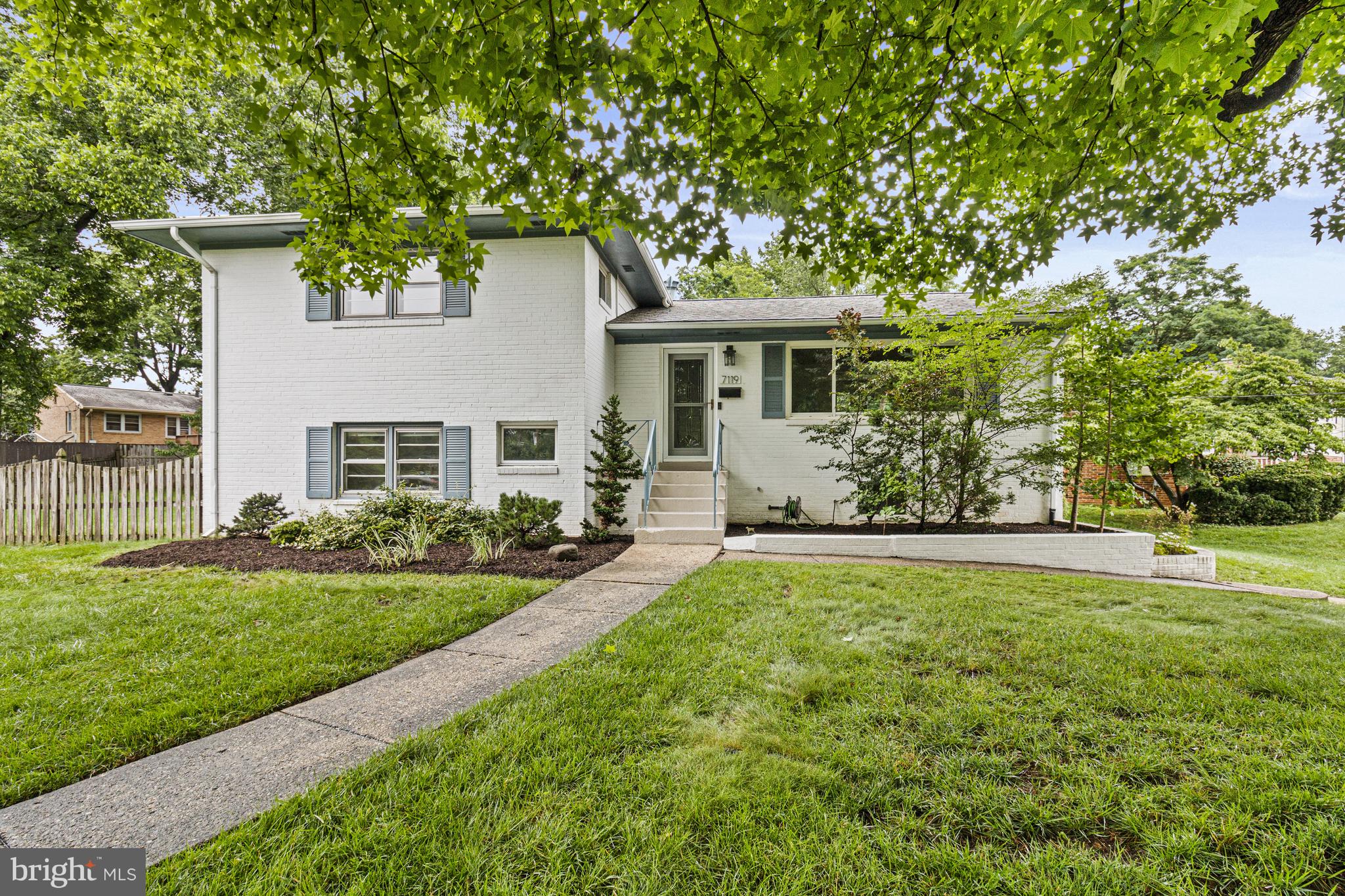 7119 Sea Cliff Road McLean, VA 22101 - Photo 2 of 43 Front Exterior