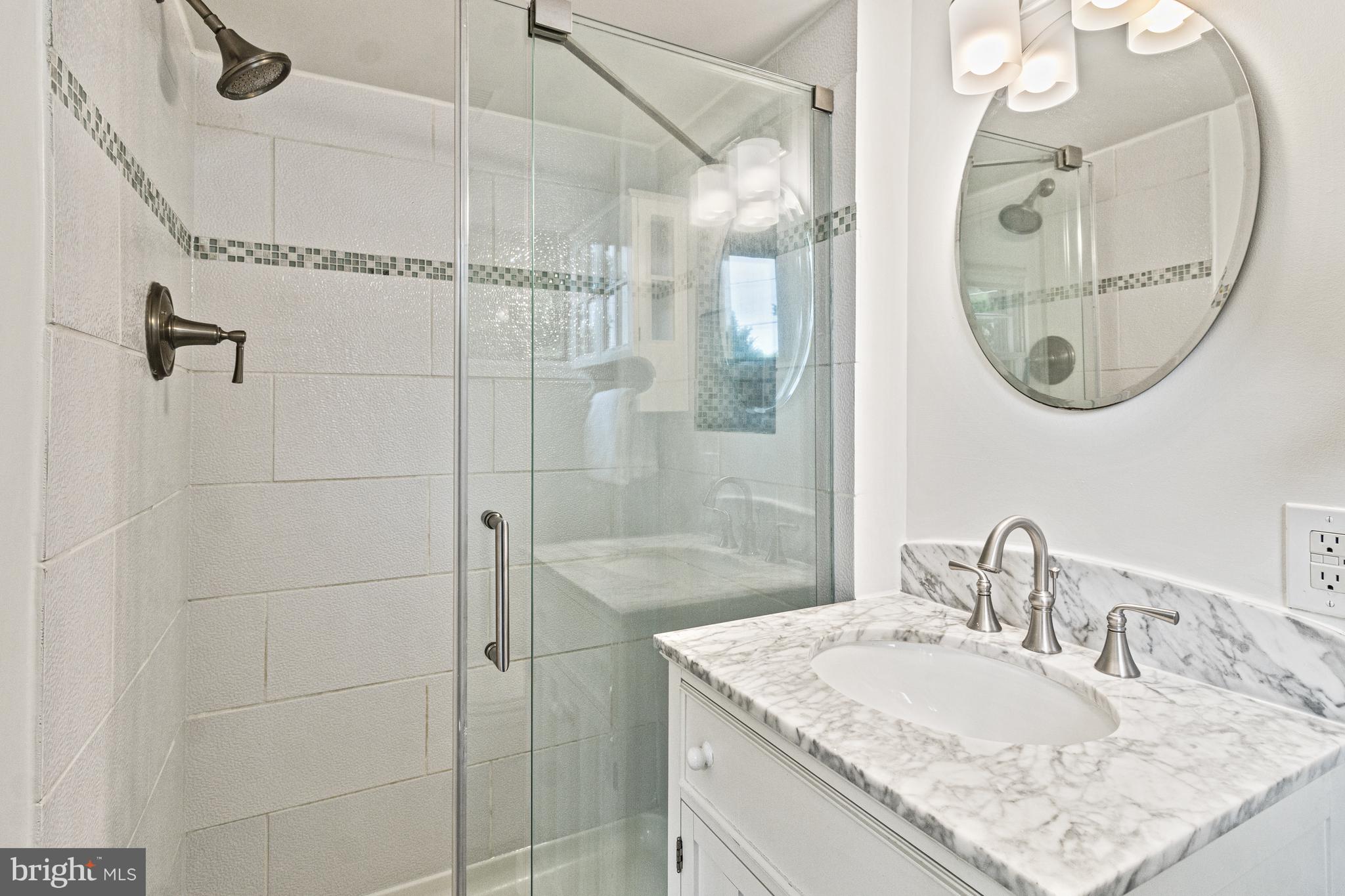 7119 Sea Cliff Road McLean, VA 22101 - Photo 28 of 43 Ensuite Bath