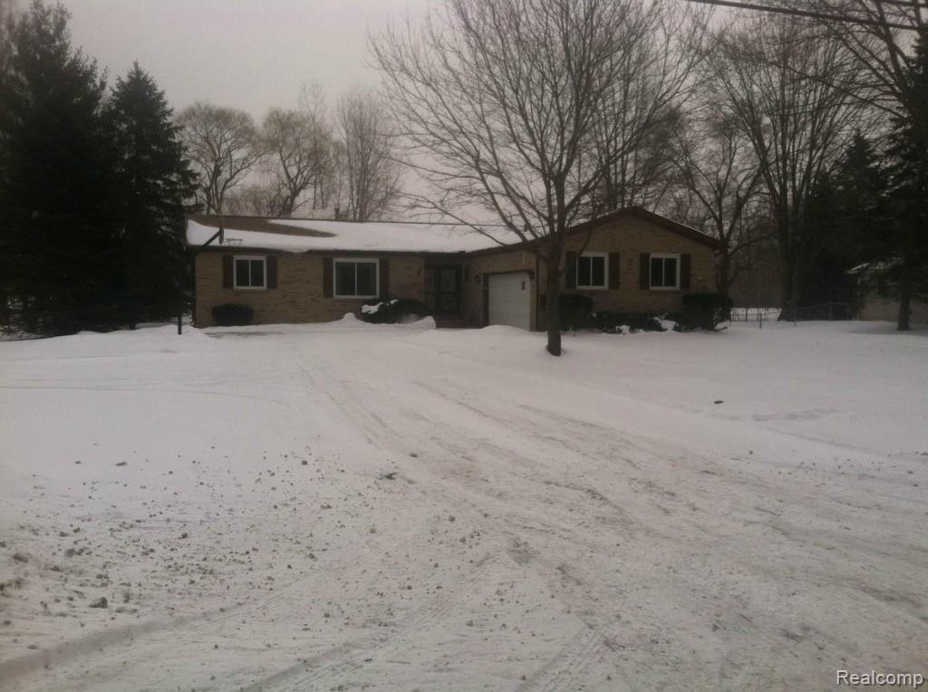 13230 Grafton Road Carleton, MI 48117 - Photo 19 of 20 moms iphone 094.jpg